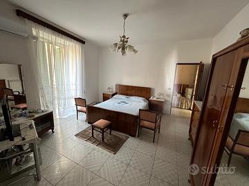 Casa grande e luminosa