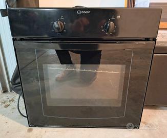 Forno da incasso Indesit FI20.B
