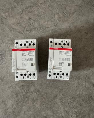 ABB ESB24-40 contattore modulare 24A 4 poli + cont