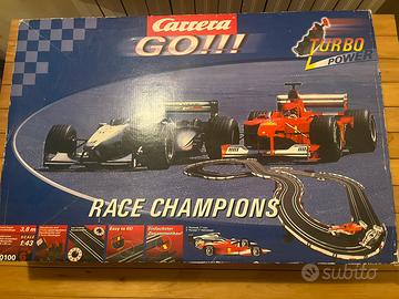 Pista macchinine radiocomandate Carrera GO