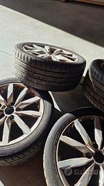 Treno gomme 225/45 R17 cerchi + gomme