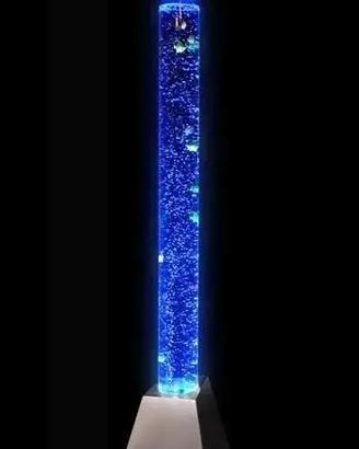 finto acquario luminoso pesci e bolle