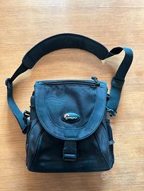 ìborsa macchina fotografica Lowepro Nova 2 AW