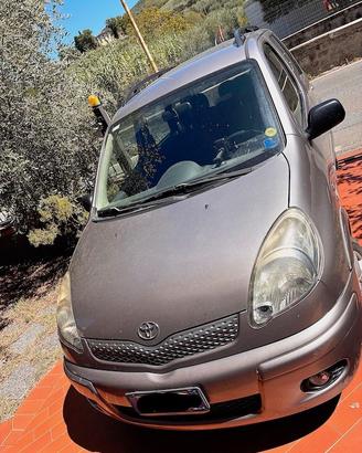 Yaris Verso 1.4 Tdi D-4D per neopatentati no bollo