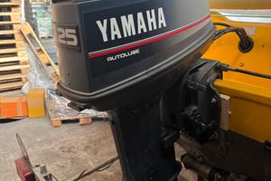 Motore Yamaha top700 con trim elettrico