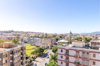 Ampio ultimo piano con terrazza