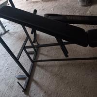 panca piana e panca addominali 