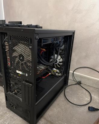 Pc da gaming fasta medio alta 2k LEGGI DESCRIZIONE
