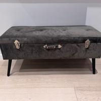 Panca contenitore Pusher vellutto grugio perfetta