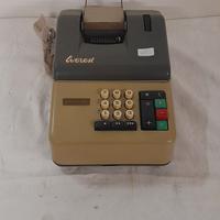 calcolatrice meccanica d'epoca