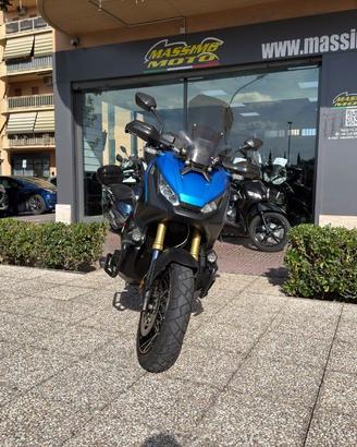 HONDA X-ADV 750 TUTTO INCLUSO ANCHE PASSAGGIO!