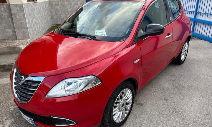 Lancia y-1.2 "ecochic" gpl -full-2013