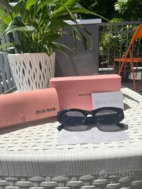 Occhiali da sole Miu Miu