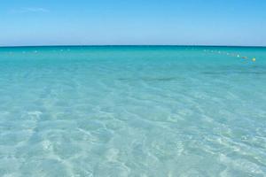 Porto Ottiolu 2026. Bilo sulla spiaggia