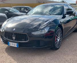 Maserati Ghibli V6 Diesel 275 CV 2016 da vetrina