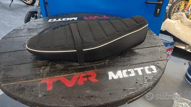Sella Piatta per Yamaha XSR 700