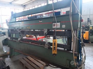 STRETTOIO VERTICALE ITALPRESSE PROGRAM Marchio CE