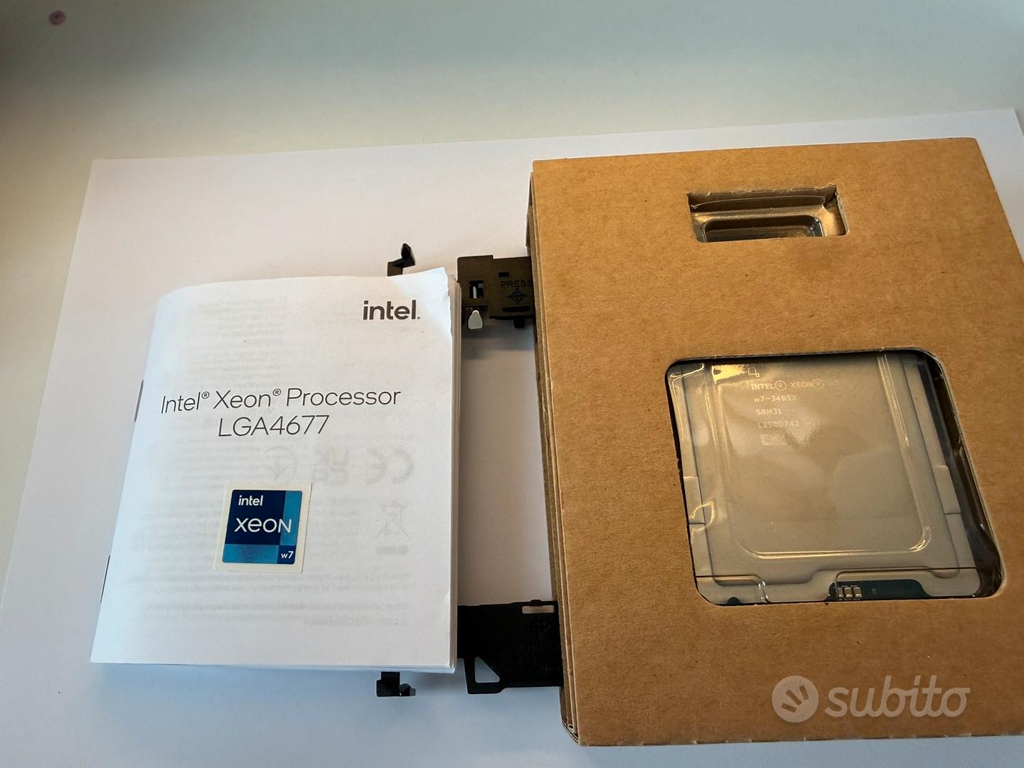 CPU Intel Xeon W7-3465X – 28 Core 2.50 GHz BOX - Informatica In