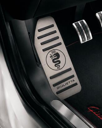 Poggiapiedi in Alluminio Alfa Romeo Giulietta