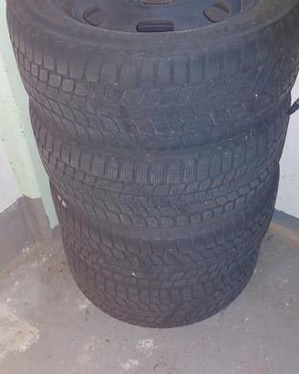 4 CERCHI IN FERRO CON GOMME INVERNALI 185/55 R.14