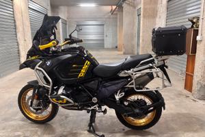 BMW R1250 GS 40th ADV