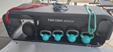 TRIFORM BECH