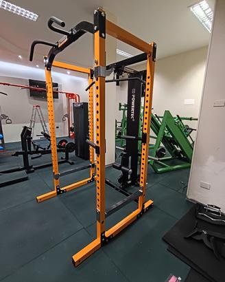 Rack con Lat Machine e Multi Power