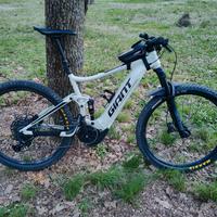 e-bike Giant