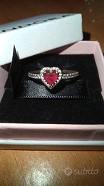 Anello pandora cuore rosso