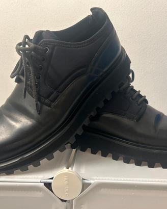 Dolce & Gabbana Vulcano Derby".