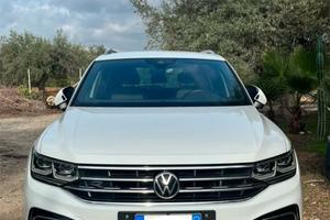 Volkswagen Tiguan 2.0 tdi 2000/150cv R-Line