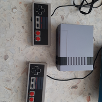 Console con molti giochi vecchi