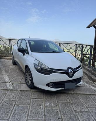 Renault clio 2015