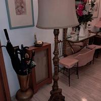 Antico Candelabro in legno