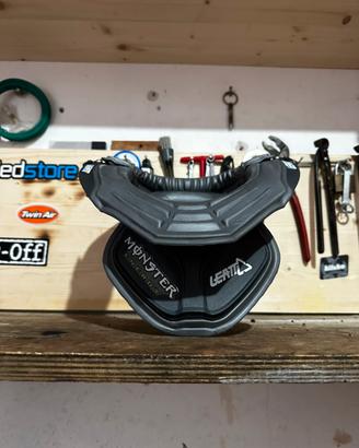 Collare leatt brace adventure