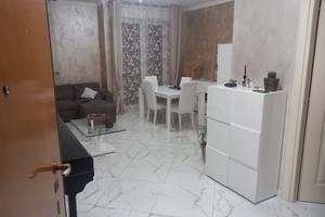 Camera/posti letto in appartamento solo donne