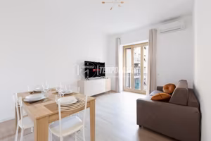 BILOCALE CON BALCONE IN VIALE OPITA OPPIO!