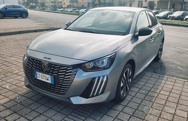 Peugeot 208 1.2 hybrid Allure 110cv e-dcs 6