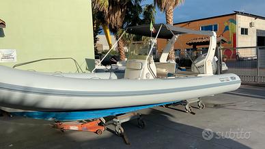 Mariner 690, motore honda 200cv- 4 tempi