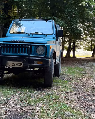 Suzuki sj410