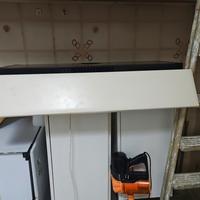 mobile da 90 con cappa che va applicata sotto  