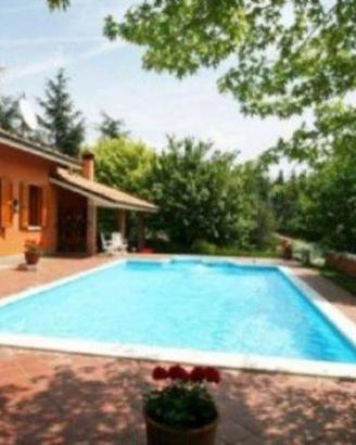 Villa di 421 m² con più di 5 locali e box auto dop