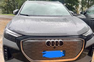 Audi q4 45 business advanced quattro