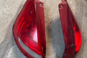 Fari posteriori ford fiesta VI serie