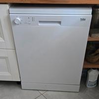 lavastoviglie Beko