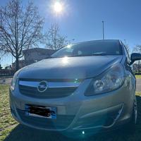 Opel corsa 2011 benzina euro 5
