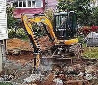 Lavoretti cn miniruspa giardino,