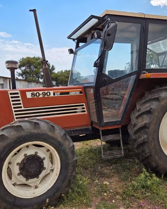 Trattore Fiat 80/90