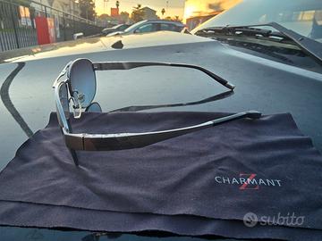 Occhiali da sole con montatura in titanio 