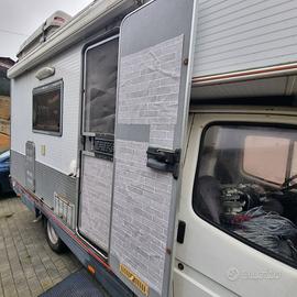 camper Ford con cellula LAIKA